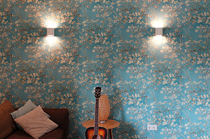 Woonkamer - BN Wallcoverings (Van Gogh - Almond Blossom)